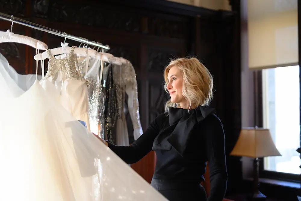Expert Advice For Wedding Dress Fittings, Alterations, How To Bustle Wedding  Dress — BETH CHAPMAN STYLING