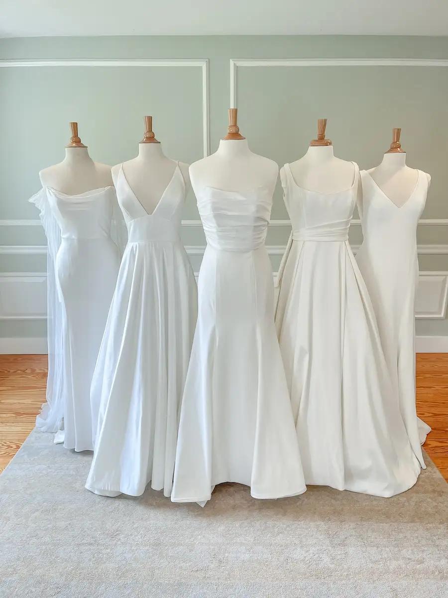 How To Shop A Wedding Dress Sample Sale In Store Image