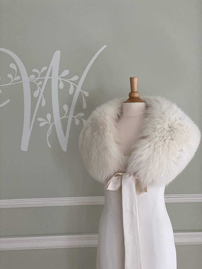 {Tis the Season} Wedding Fur Rental. Desktop Image