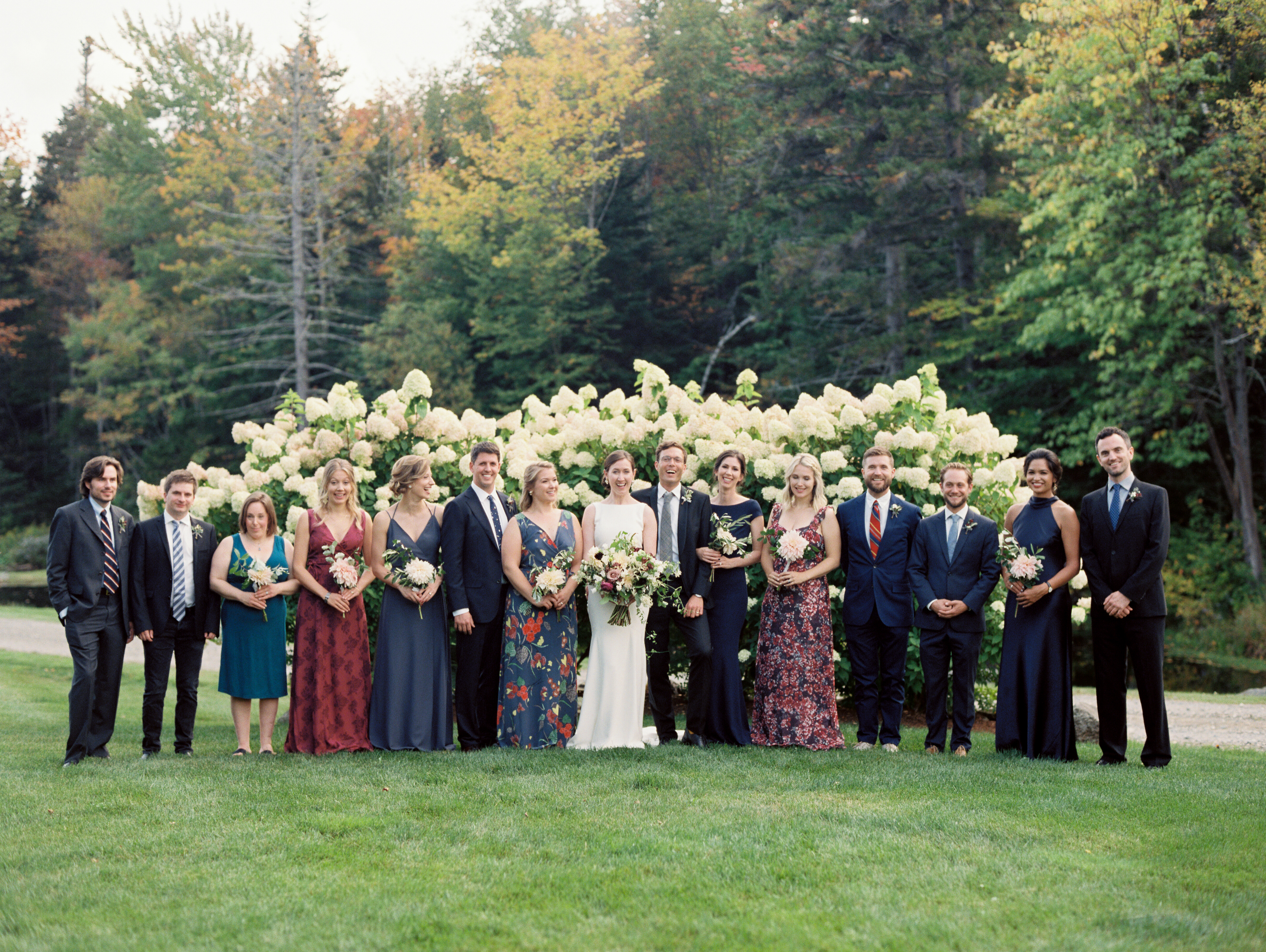 Pretty Post: Meaghen & Loren Hermitage Inn Classic Vermont Wedding